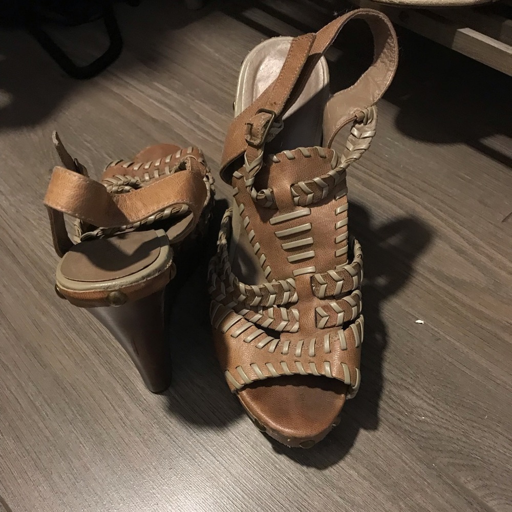 Aldo heals - Picture 2 of 2